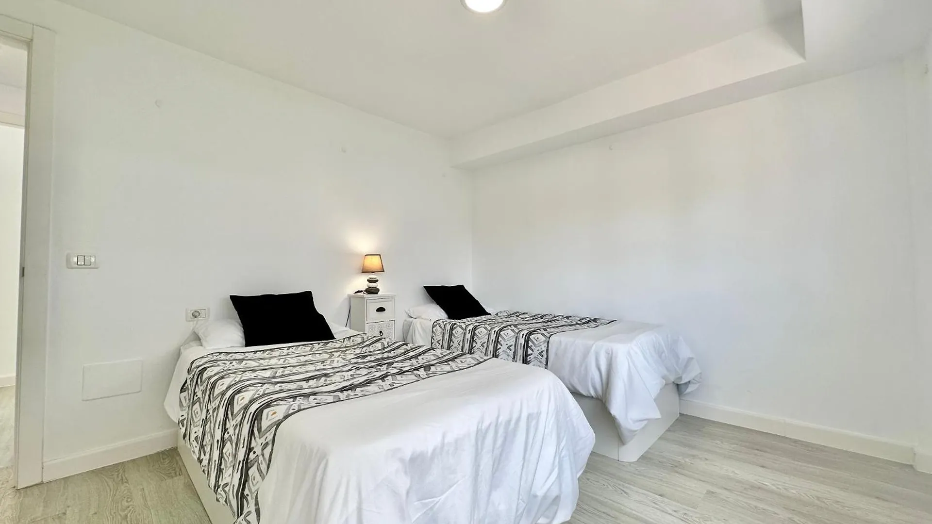 דירות פוארטו דה לה קרוז Oasis Club Attic